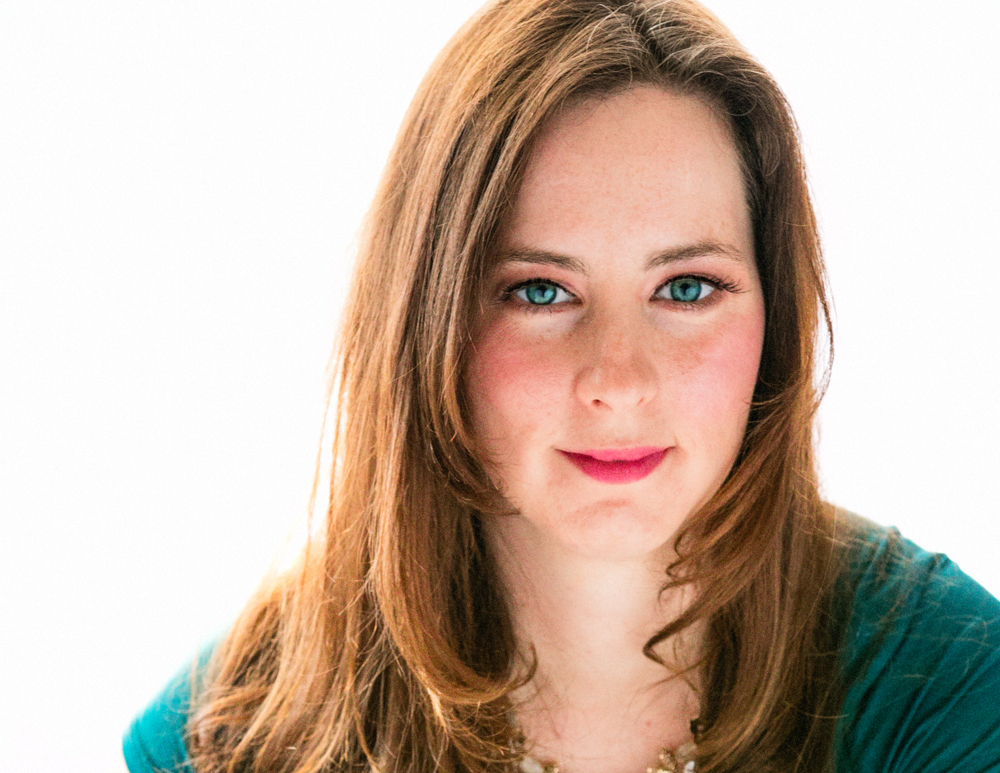 Headshot Contemporary Glamour Portrait in Reading, PA