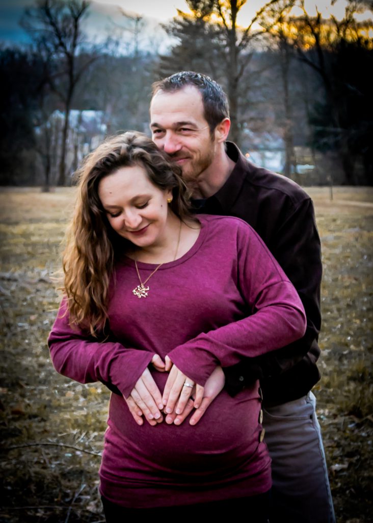 Outdoor maternity shoot in Reading, PA
