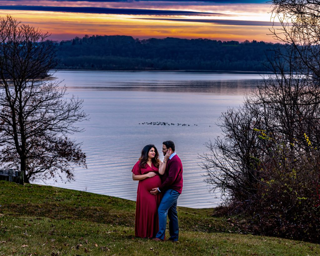 OUtdoor maternity shoot in Berks County, Pennsylvania